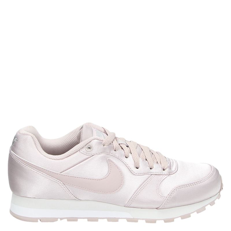 Nike MD Runner 2 lage sneakers roze