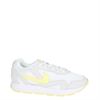 Nike Delfine - Lage sneakers - Wit