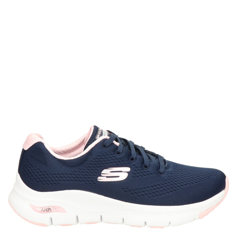 donkerblauwe skechers