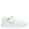 Nike Tanjun