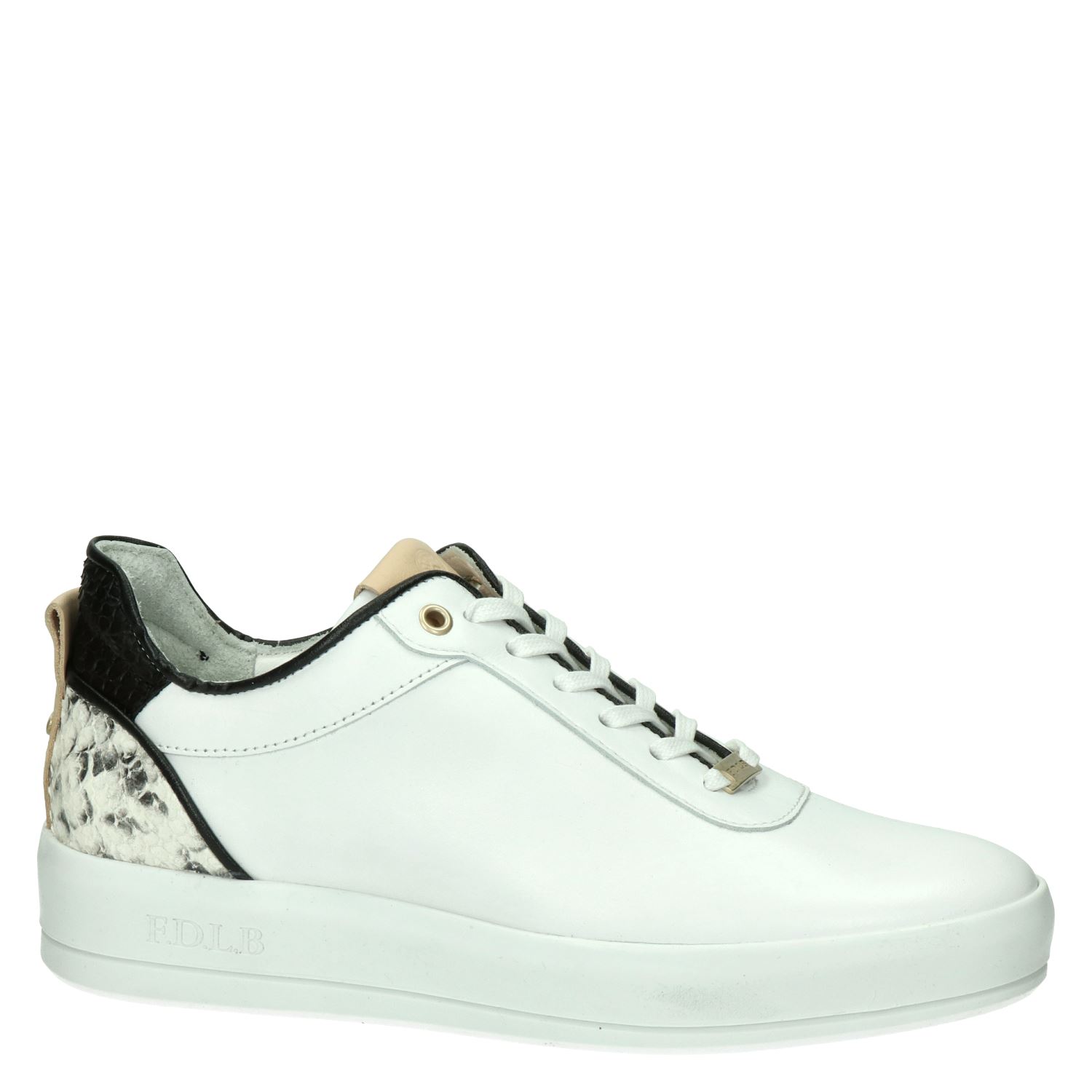 Manfield Dames Witte sneakers met snakeprint detail - Schoenen.nl