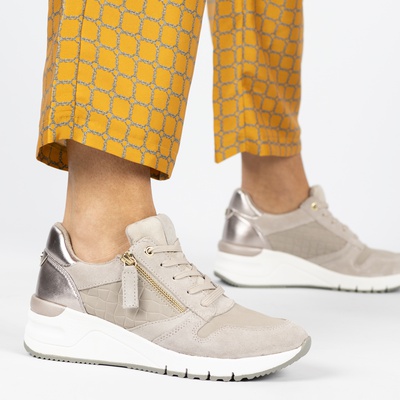 Tamaris - Lage sneakers - Taupe