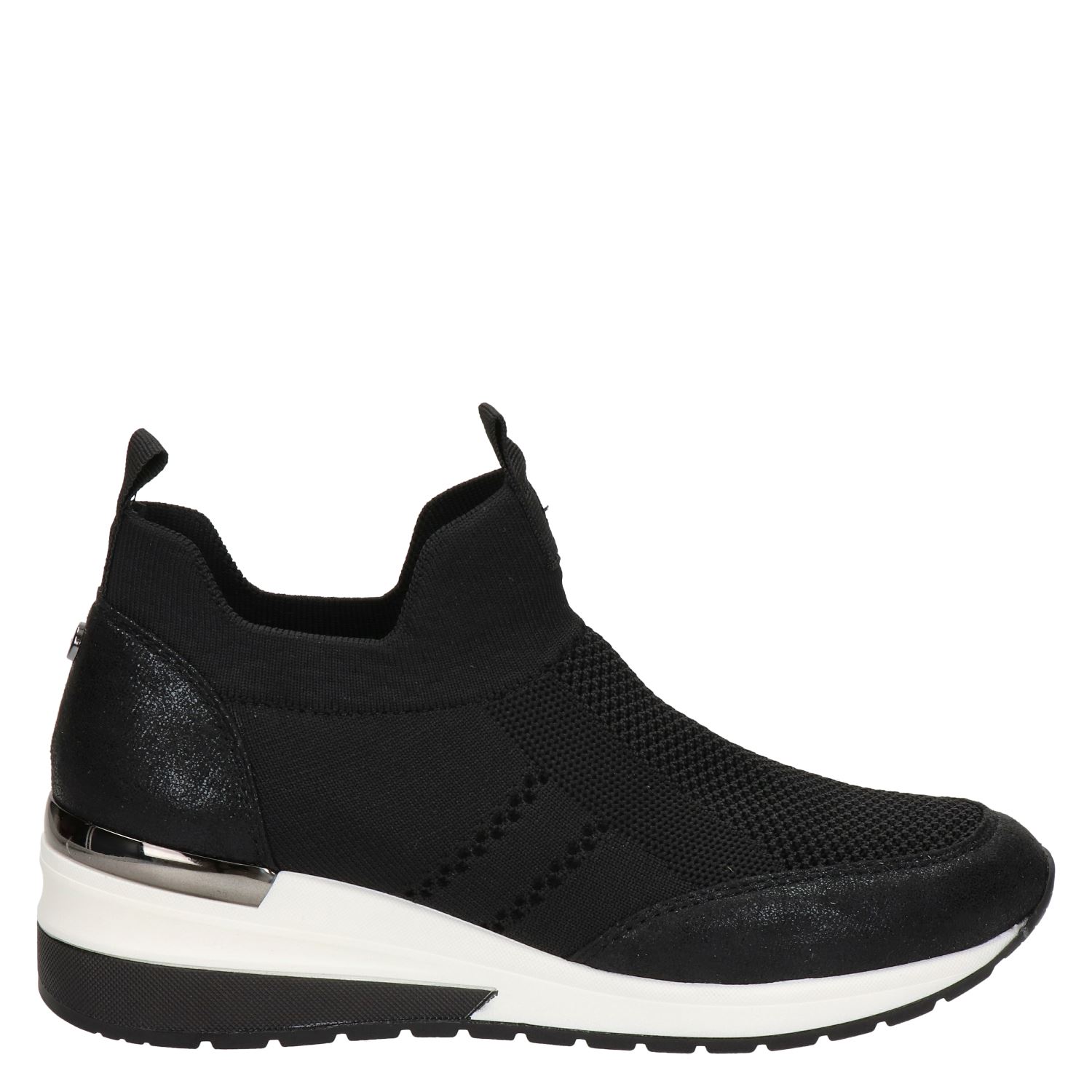 Nike Go FlyEase maakt in schoenen stappen makkelijk - Mixed Grill