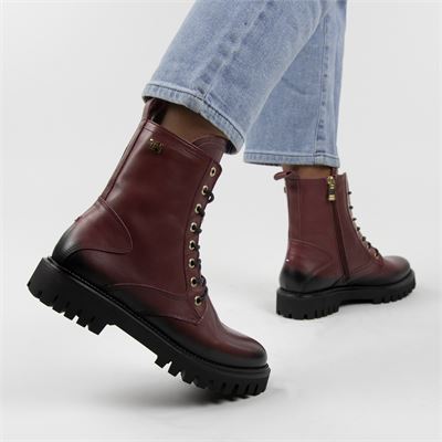 Tommy Hilfiger Sport - Veterboots voor dames - Rood - Shoemixx.nl