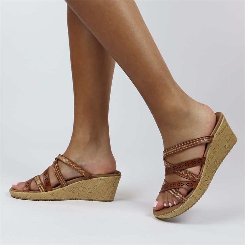 Skechers Luxe Foam - Sleehak voor dames - Cognac - Shoemixx.nl