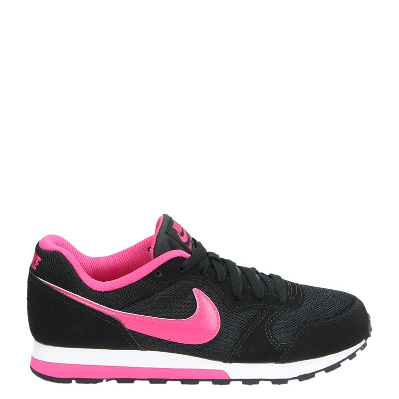 Nike MD Runner 2 lage sneakers zwart - Bambooz.nl