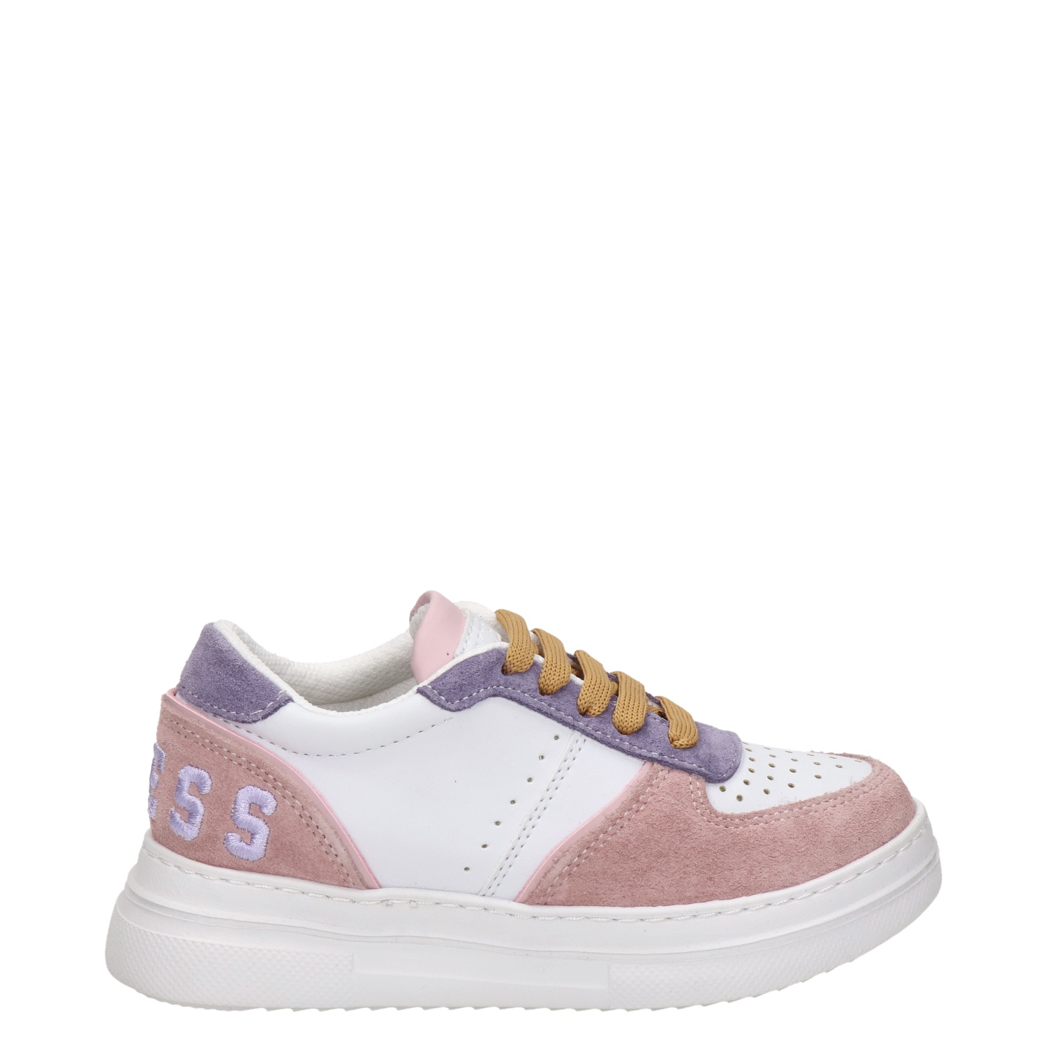 hoe vallen guess schoenen